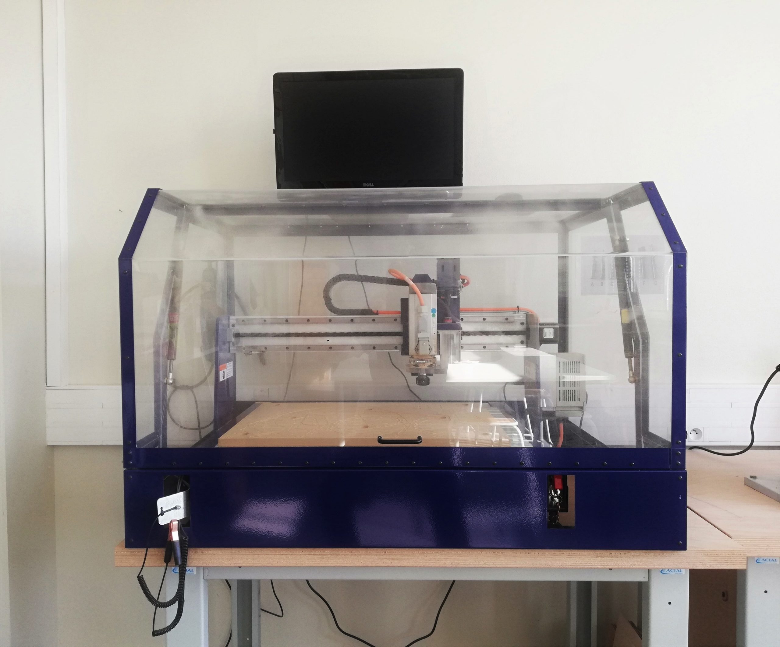 la fraiseuse Fablab Nouvelle Forge